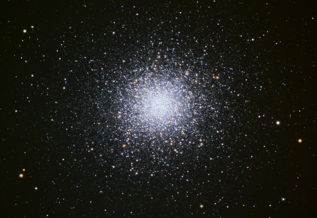 M13